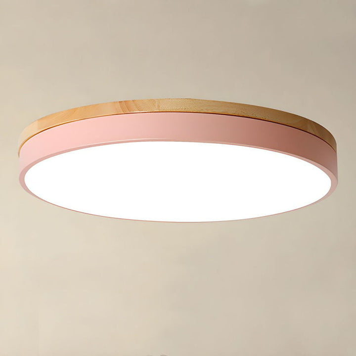 Modern LED ceiling light with a round design for living rooms and bedrooms