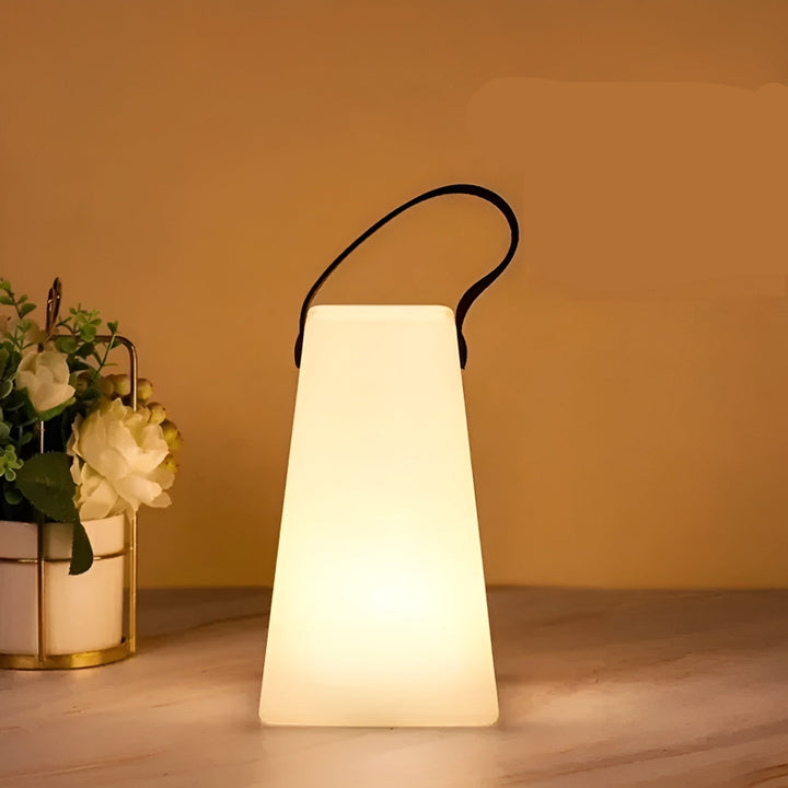 Waterproof wireless LED table lamp with 16 colors, dimmable &amp; portable for indoor &amp; outdoor use