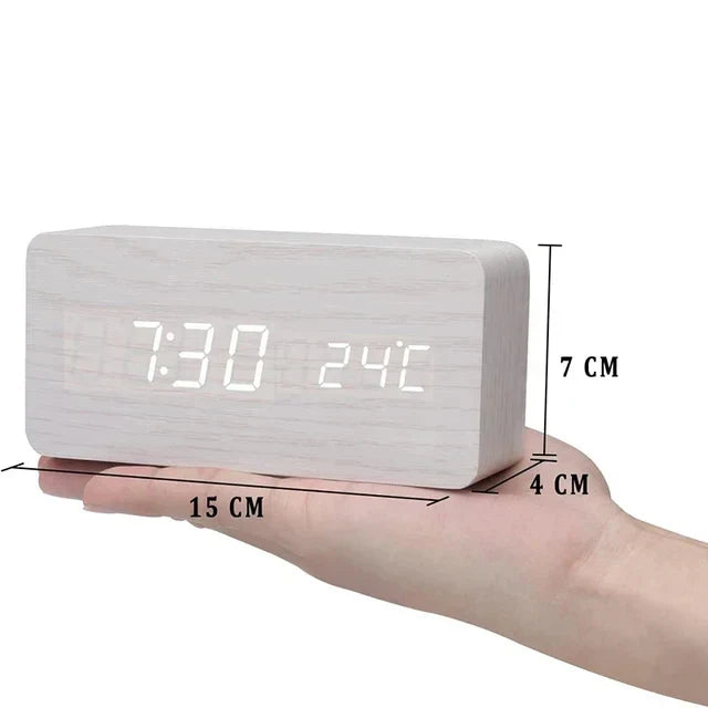 LED Wecker in Holzoptik mit Temperaturanzeige und 3 Alarmen für Schlafzimmer