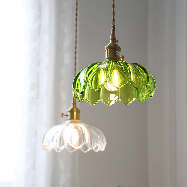Classic pendant lamp with copper and glass dome