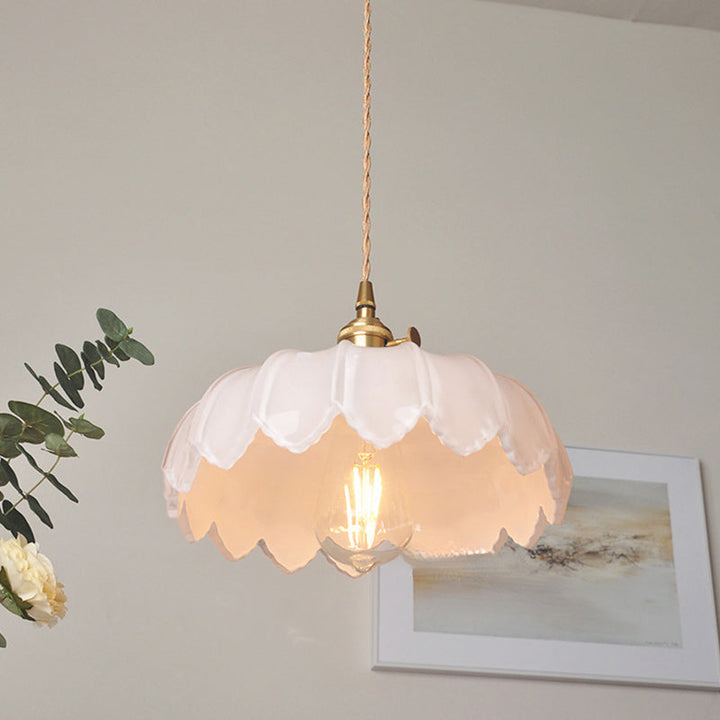 Classic pendant lamp with copper and glass dome