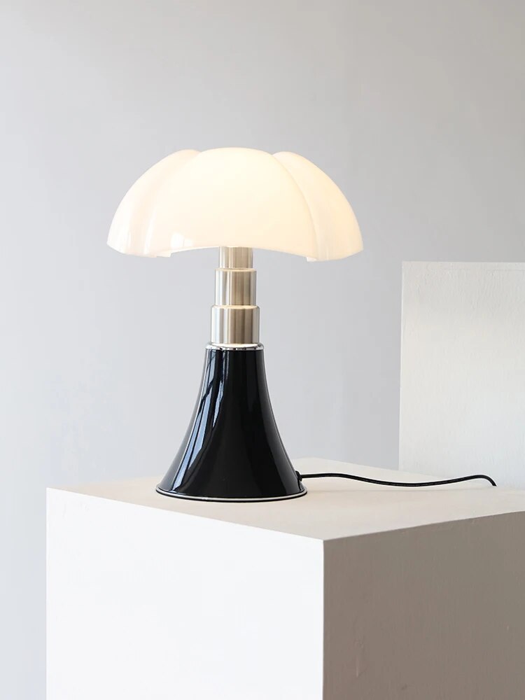 Designer table lamp with adjustable height and dimmable light – Flower