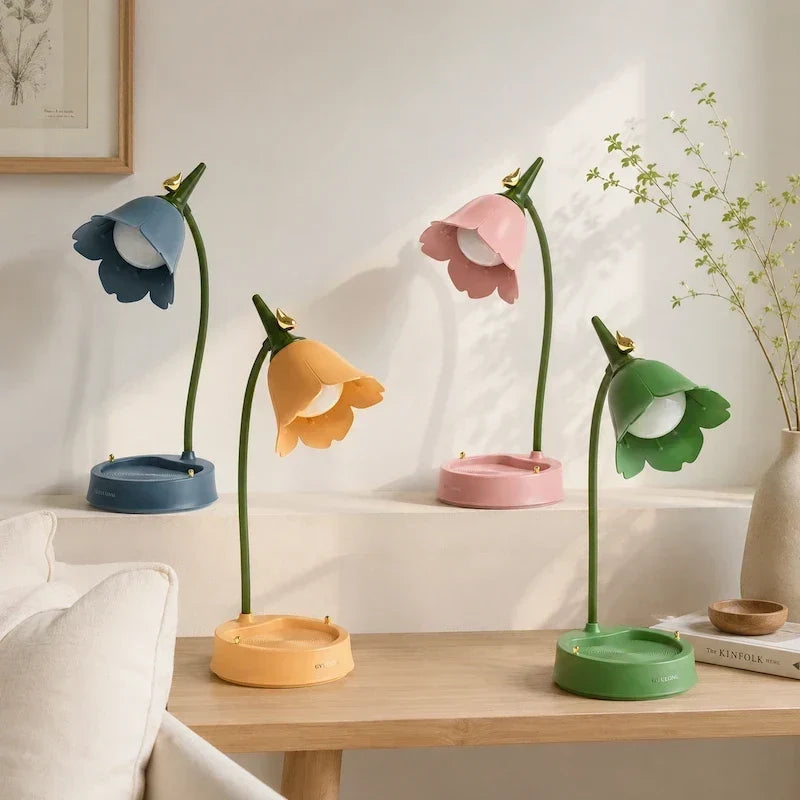 Dekorative LED-Lampe im Blumendesign für Nachttisch oder Schreibtisch