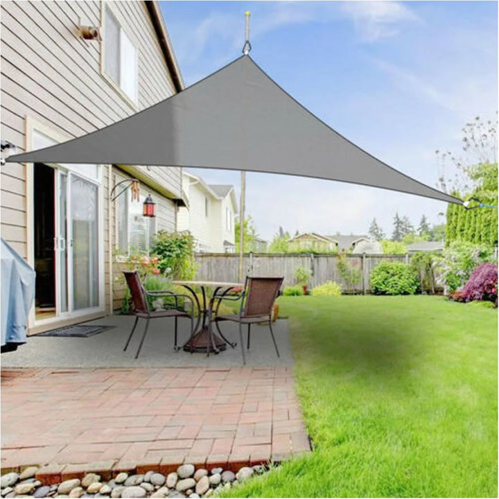 Wasserabweisendes Sonnensegel in Dreieck- oder Quadrat-Form für Balkon und Terrasse