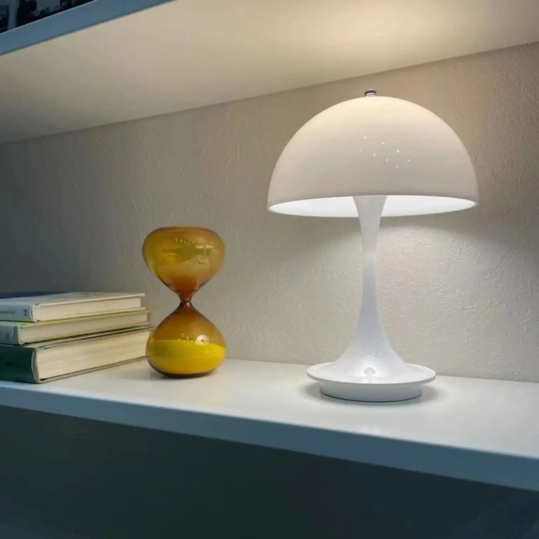 Danish mushroom-shaped table lamp in Nordic style with wireless charging