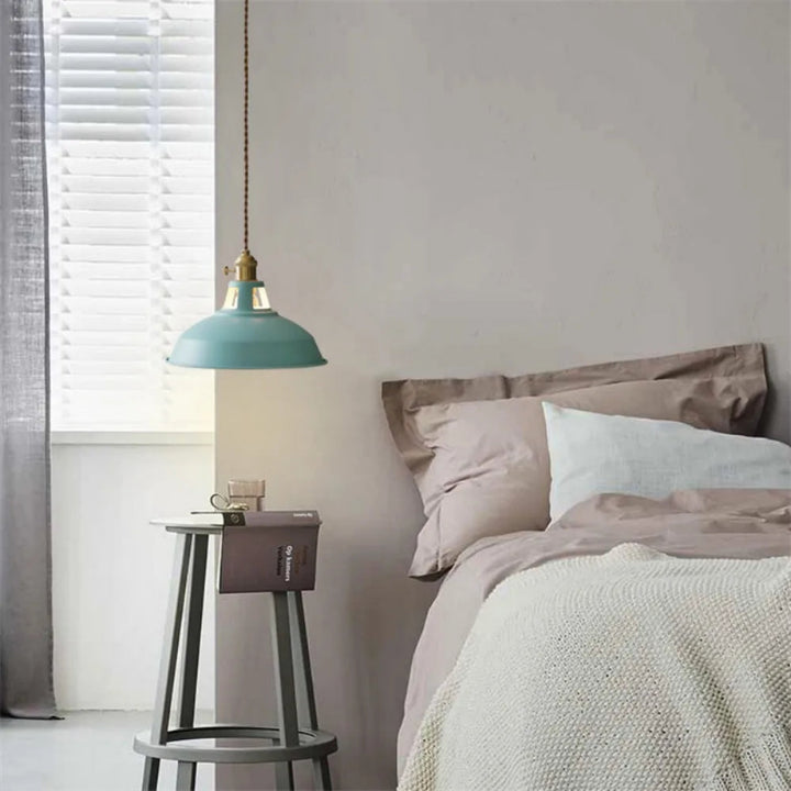 Retro industrial pendant lamp – vintage pendant light for kitchen and bar