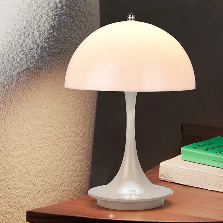 Danish mushroom-shaped table lamp in Nordic style with wireless charging