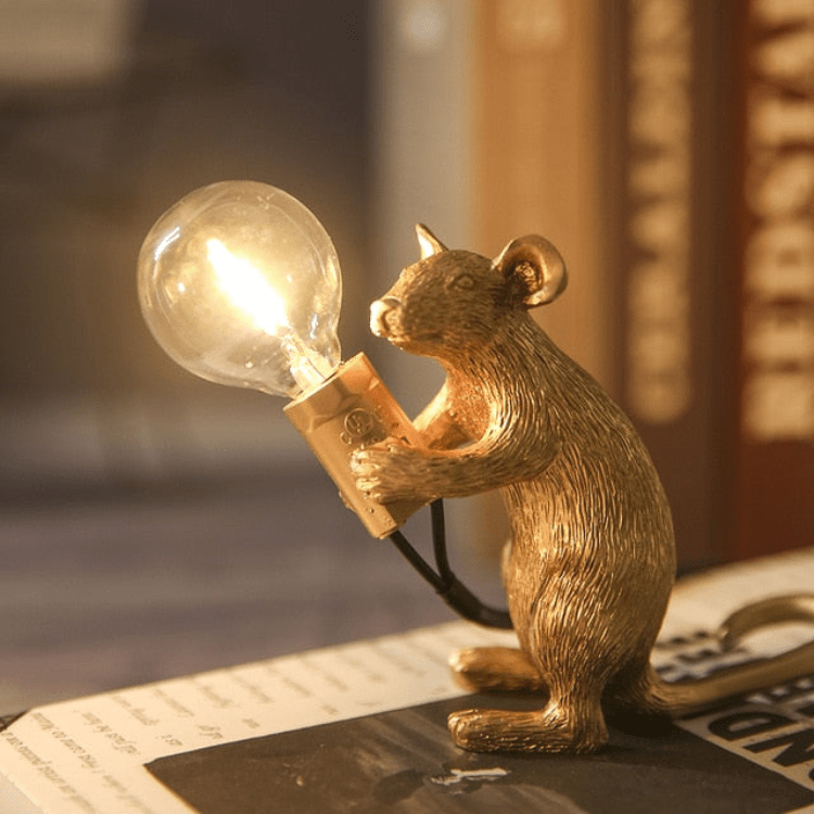 Dekorative Tischlampe im Mausdesign
