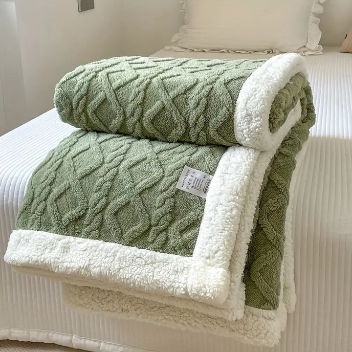 Sherpa Fleece Blanket – Reversible Fleece Blanket for All Seasons