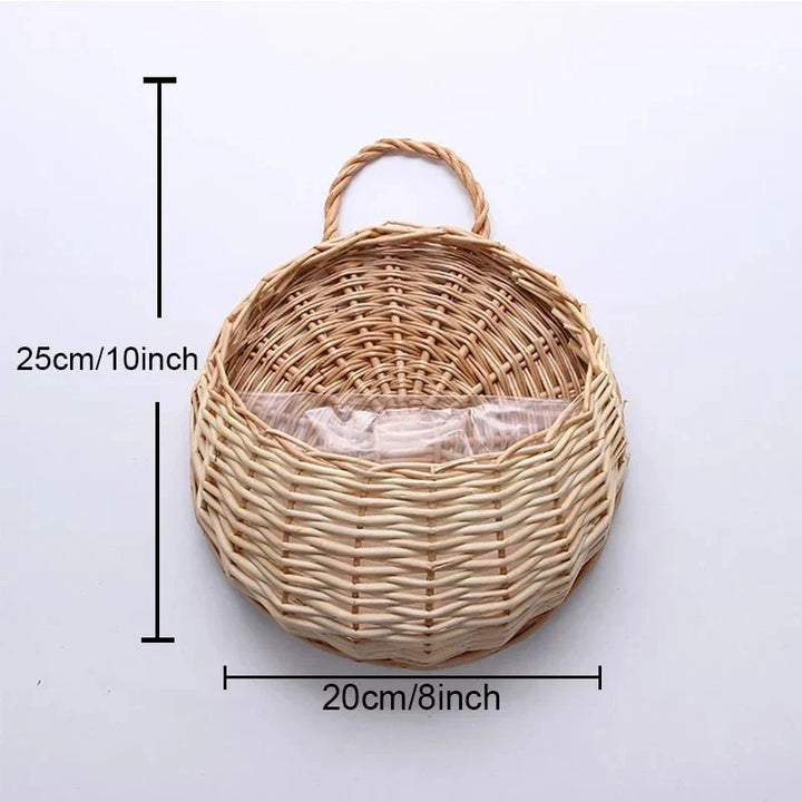 Wandkorb aus Rattan zur Verschönerung von Balkon, Terrasse oder Innenraum
